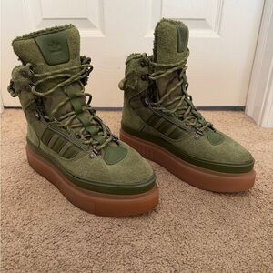 adidas Olive Green Winter Boots with Brown Sole